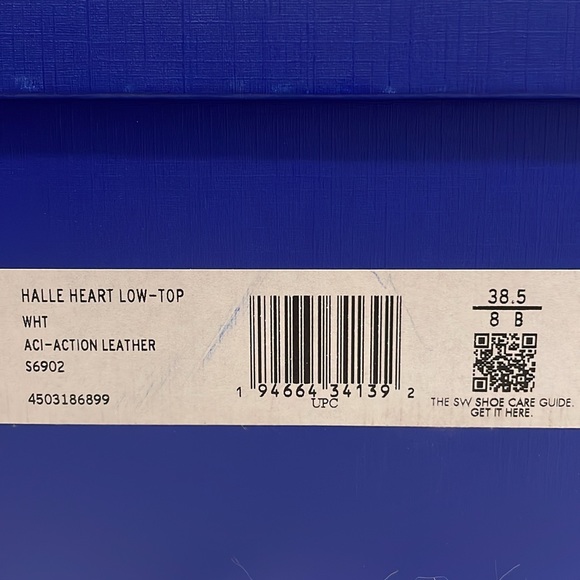 Stuart Weitzman Halle Heart Low-Top Sneaker Size 8 NWT - Picture 12 of 12